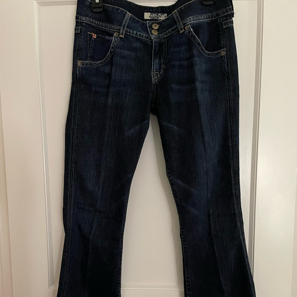 Women’s Hudson Flare Jeans, size 28 - Picture 4 of 4